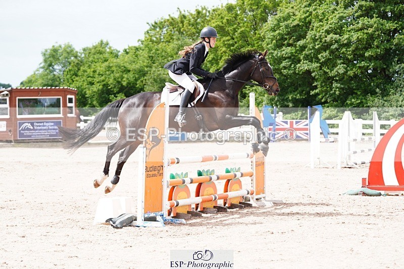 250525-110150-09198 - Cls 32 A&B Snr Brit Nov & 90cm Open