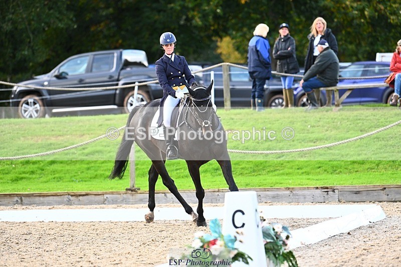 231021-143859-17891 - 342-STORM.IN.DECEMBER-Claire.Fielding-DR