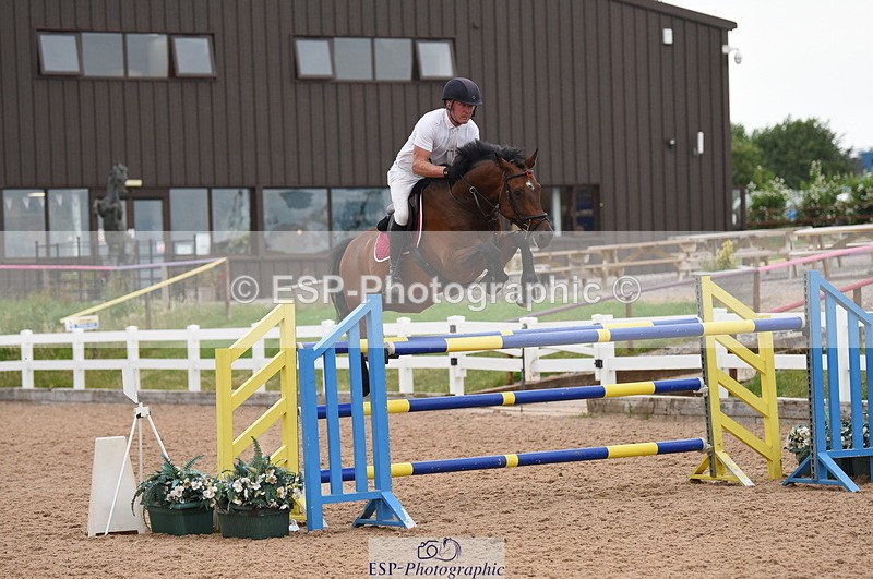 230628A-155002-00951 - Cls 6 1.30 & 1.40m Open