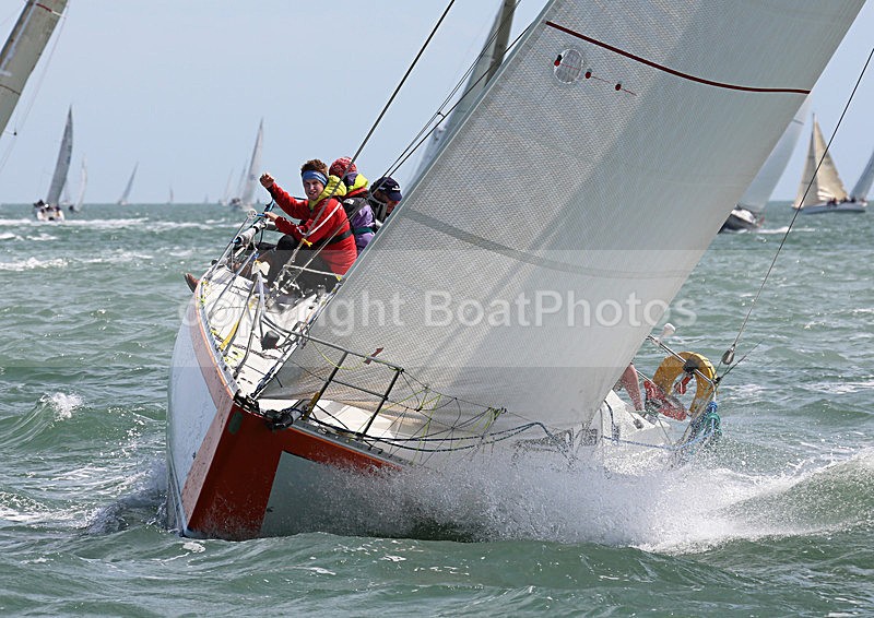 130601 GBR8367 WT7A9697 - ROUND THE ISLAND RACE - 1st June 2013