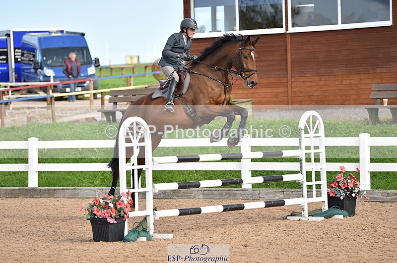 231015A-142304-08682 - Cls 26 1.05m Grand Prix