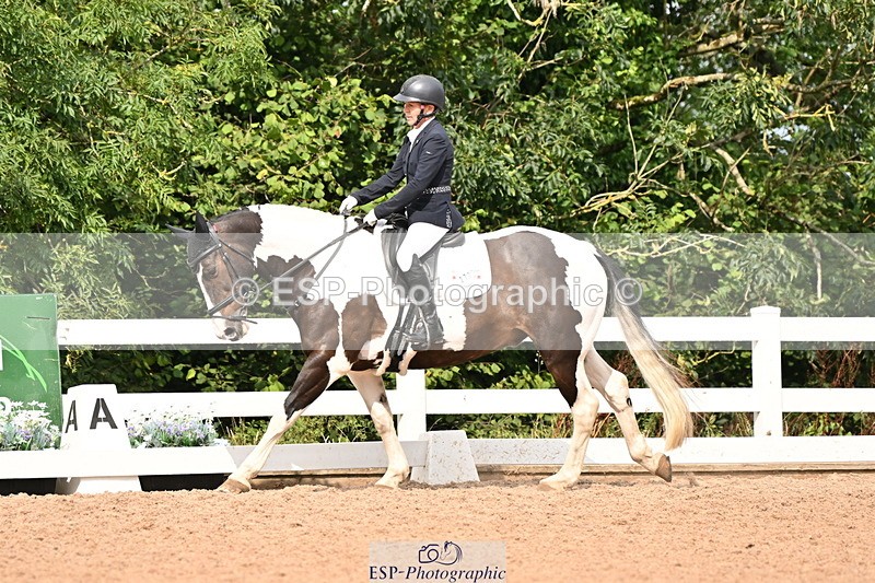 240817A-105308-07236 - 272-Victoria.Lance-Homefarm.Helios