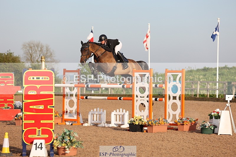 240511A-190047-16081 - Cls 39 Chard Equ Derby