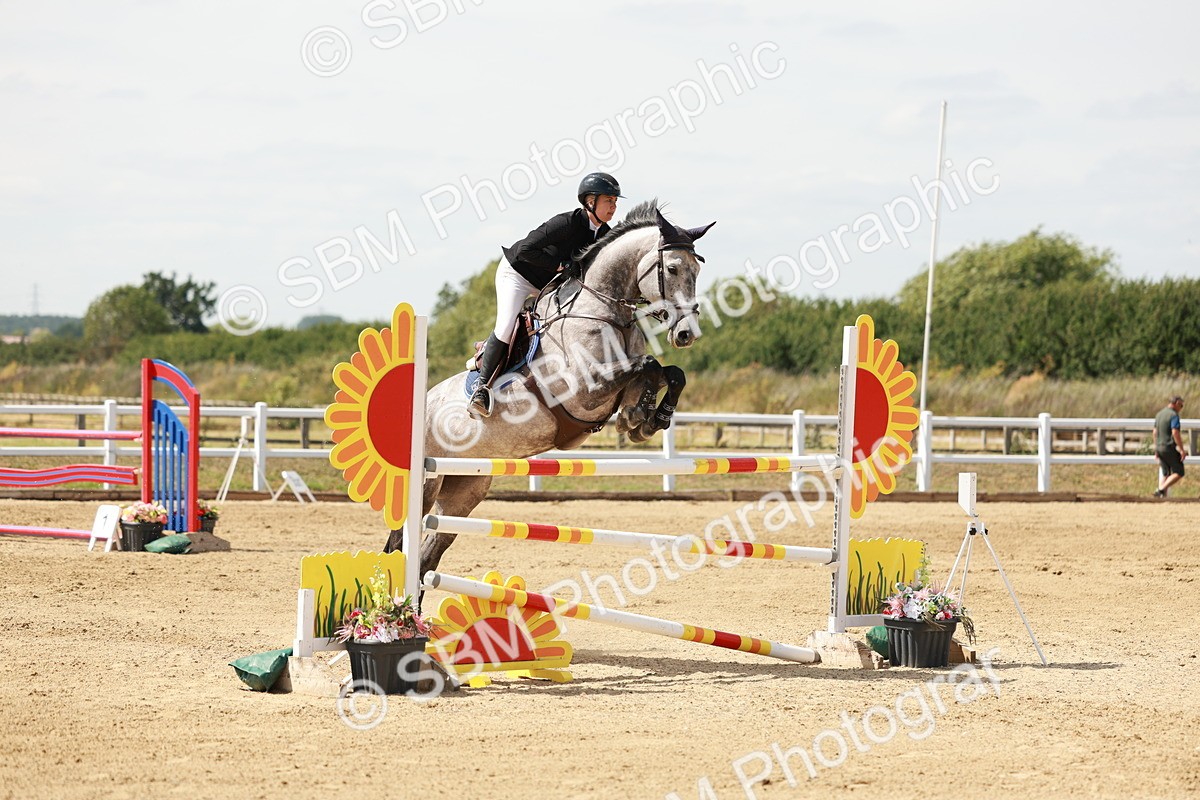 SBM_007897 - Class 4 - Senior Foxhunter - 1.20m Open