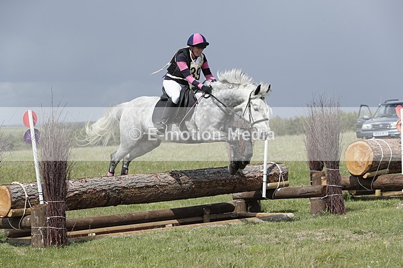 BVHT 140517  NXC -276 - Class 2 XC Novice 14/05/17