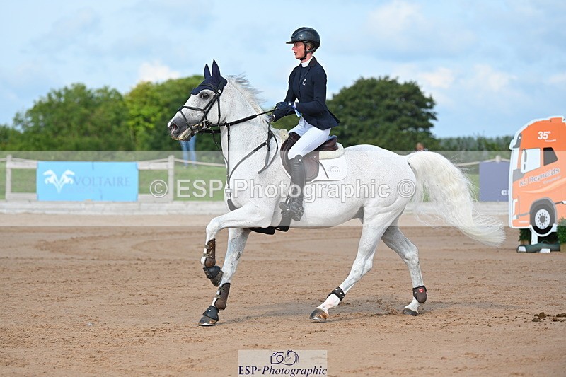 230721A-092704-04954 - Cls 2, 2 Star Small 1.30m