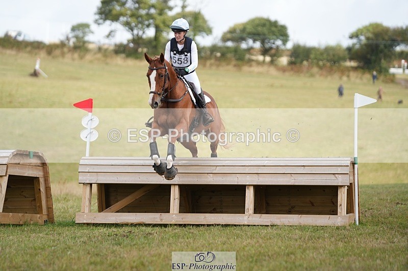 250831-104551-05688 - L-558-Lucy.Davies