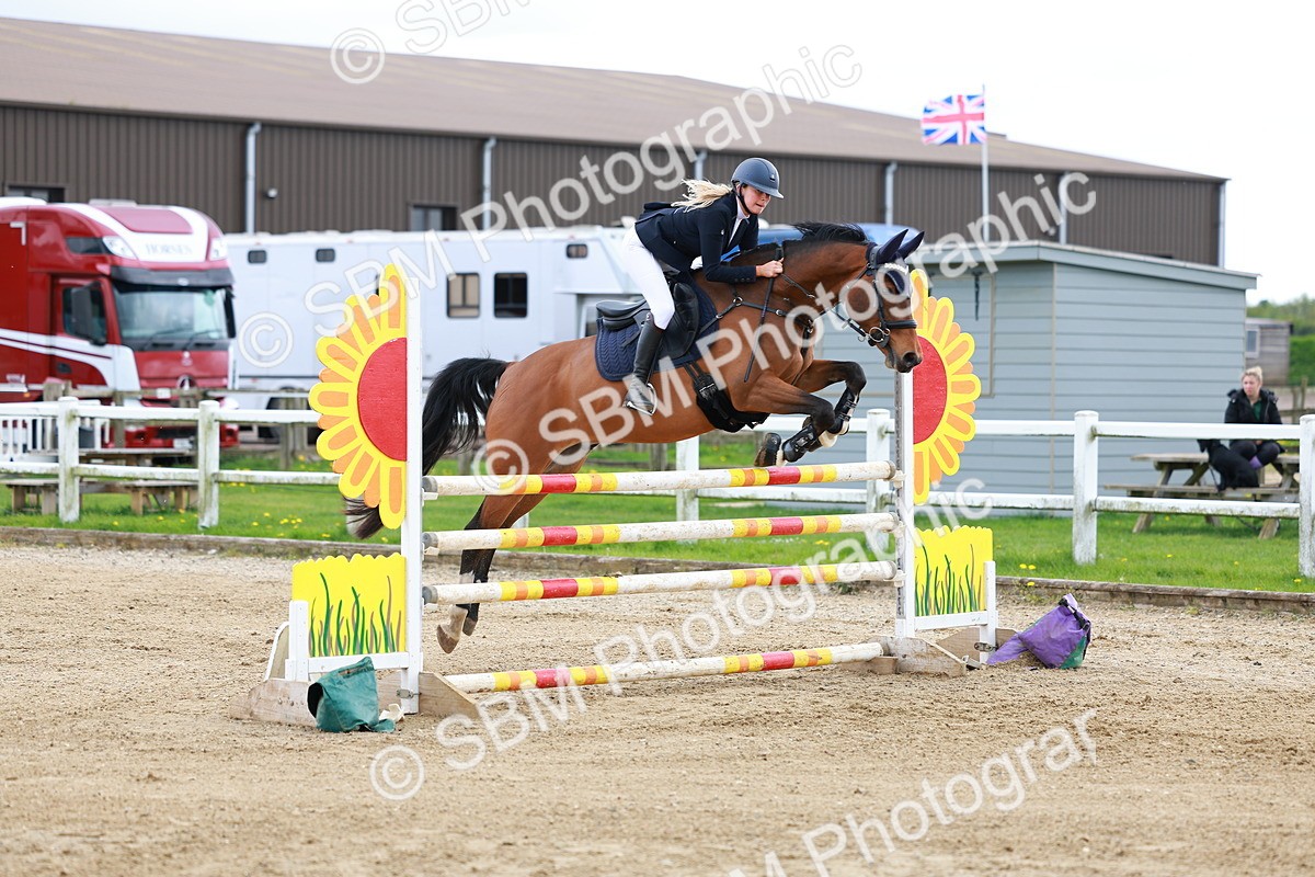 SBM_002395 - Class 10 - Senior Newcomers - 1.10m