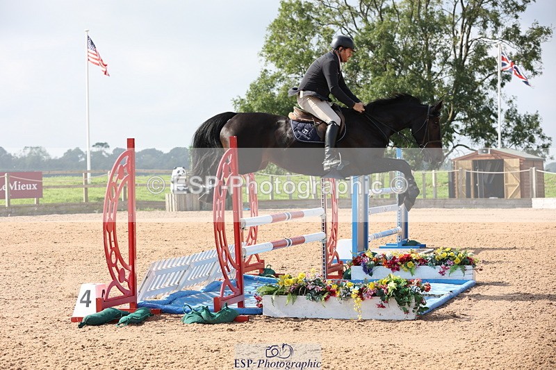 230915A-111351-01676 - Cls 2 Snr Foxhunter