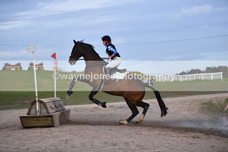 WJ5_0132 - Time 17:20 to 17:25