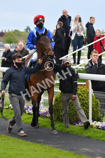 yr22052021r6-11 - Race 6 4.55pm Reg Bond