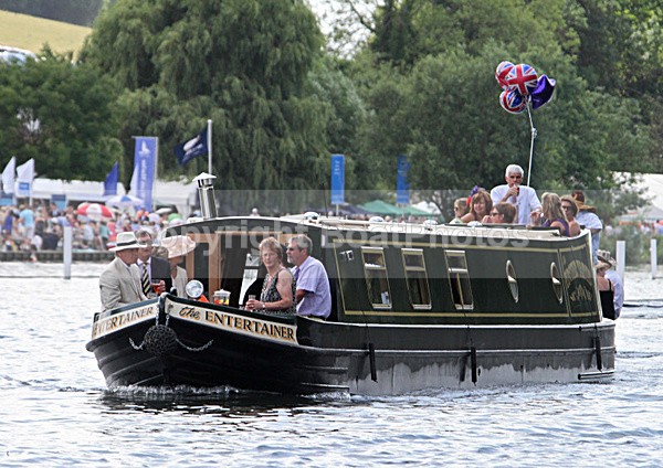100703 THE ENTERTAINER IMG_0756 - HENLEY ROYAL REGATTA 2010