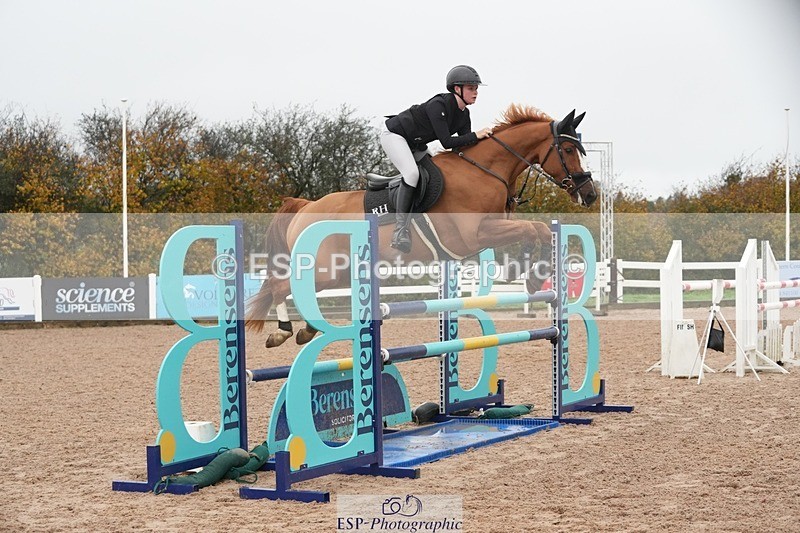 251107-125011-00799 - Cls 5 Newcomers and 1.10m Open