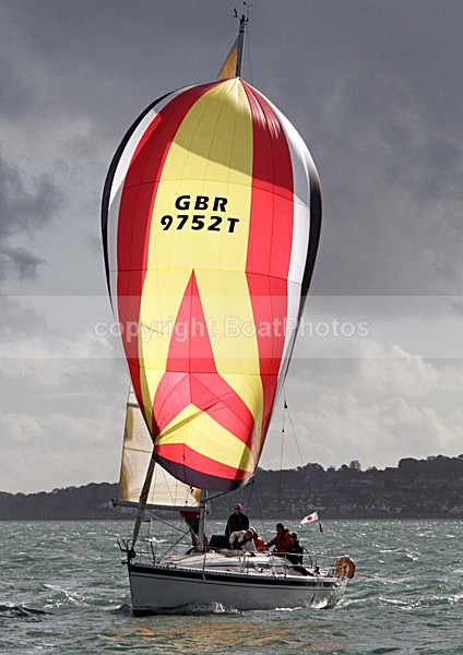 101030 TINKET T GBR9752T IMG_1800 - Sailboats - monohull