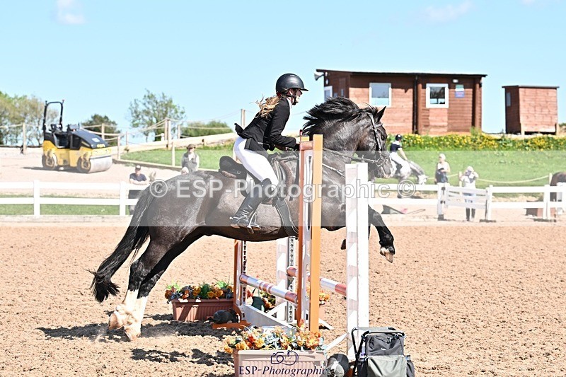 250513-155822-00097 - Clr Rnd & 60cm