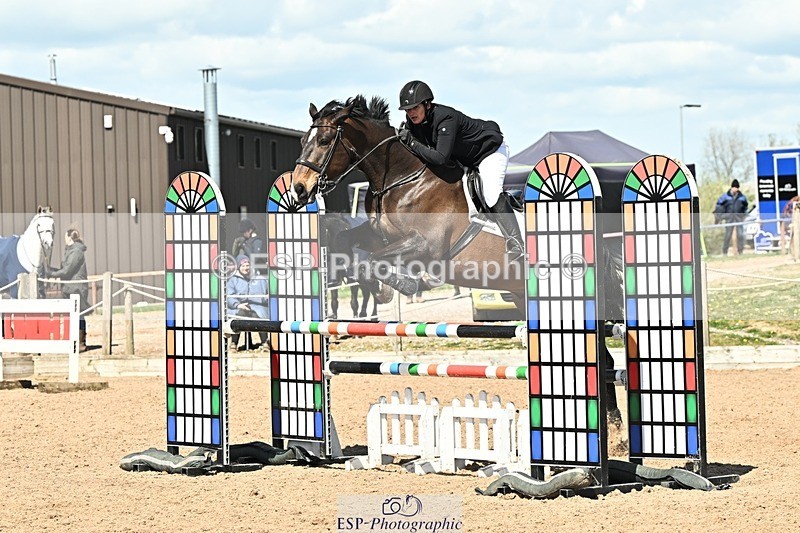 250416-134609-01244 - Cls 4 Newcomers and 1.10m