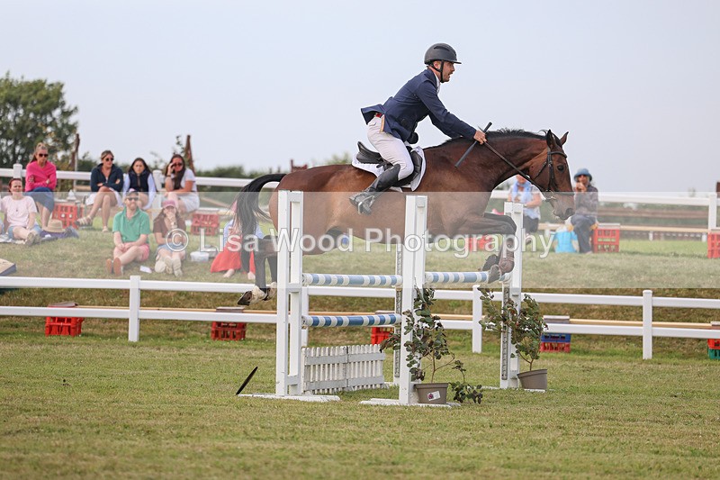 3E7A1021 - Class D: Showjumping Senior Newcomers/1.10m open