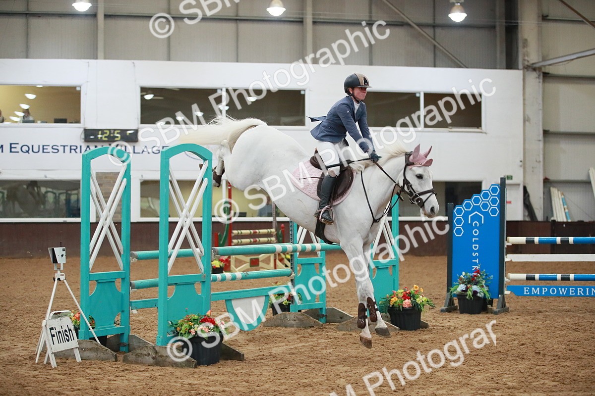 SBM_000982 - Class 4 - Senior Newcomers - 1.10m Open