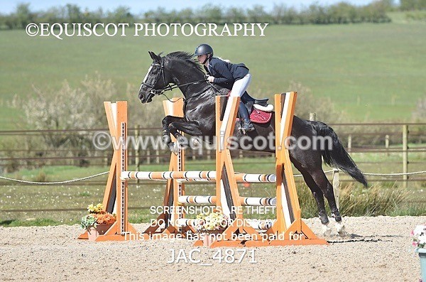 JAC_4871 - CLASS 13 SAT Senior BritiNovice/ 90cm Open
