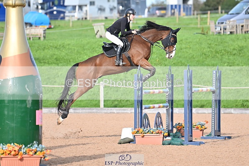 231015A-152951-09044 - Cls 32 National 1.30 & 1.40m Open