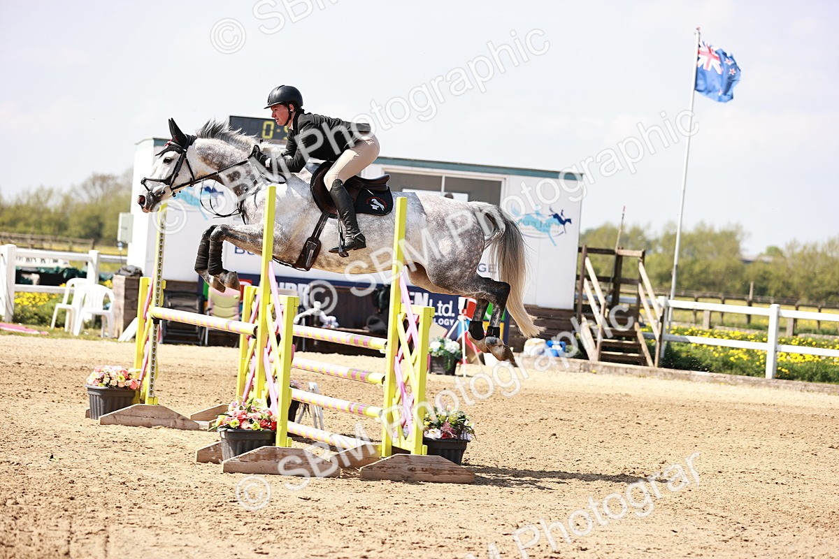  - Class 23 - Senior 1.05m