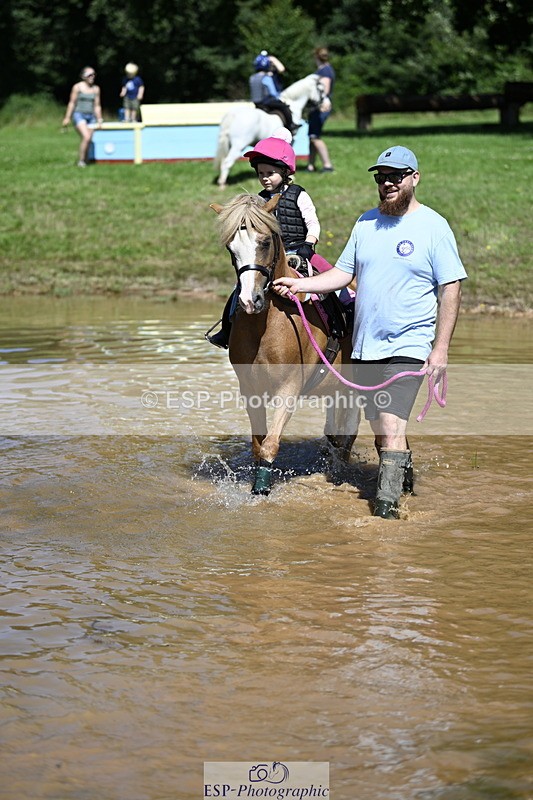 240728B-110827-01123 - Gemma's Group XC