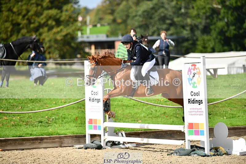 251004A-125332-01036 - Classes 6 & 7 60cm