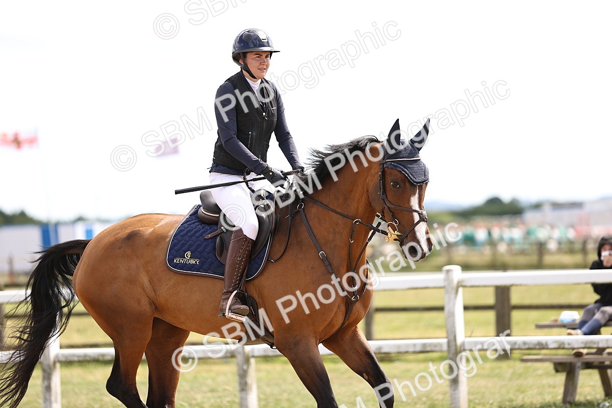 SBM_001252 - Class 6 - Senior Newcomers - 1.10m