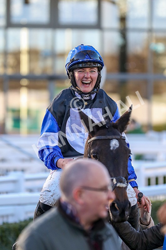 010124-Race 2-Belle Na Bann-3919 - Race 2