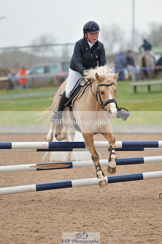 240128A-123104-00938 - Cls 16+17 Club and Schools 80cm