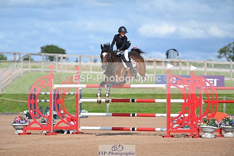 230721A-163727-07763 - Cls 10, 2 Star Big 1.45m Break to End