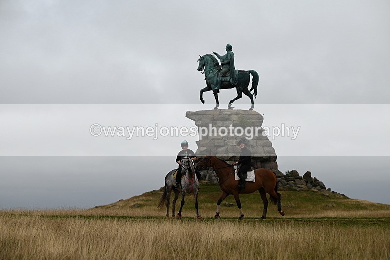 DSC_0240 - Time at Statue 09:51 to 10:54