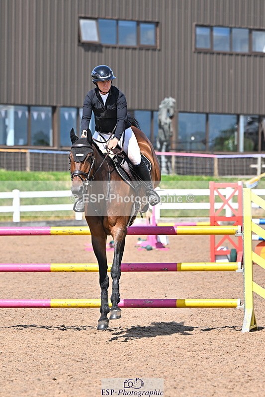 240619A-155347-01030 - Cls 5 Snr Foxhunter and 1.20m Open