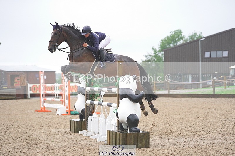 231017A-145014-07440 - Cls 29 Snr Foxhunter