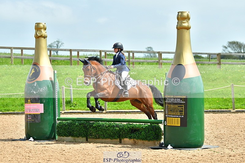 230513A-131054-01008 - Cls 34+35 Club 60cm