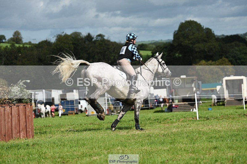 230820X-112346-1233 - BE90 XC 09.40 to Rider 151 at 11.44