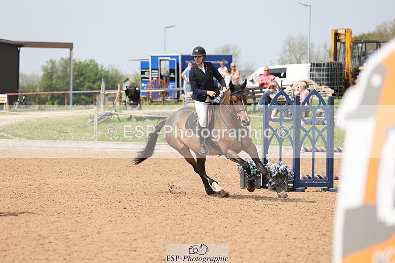 240511A-151535-14605 - Cls 36 National 1.30m Open