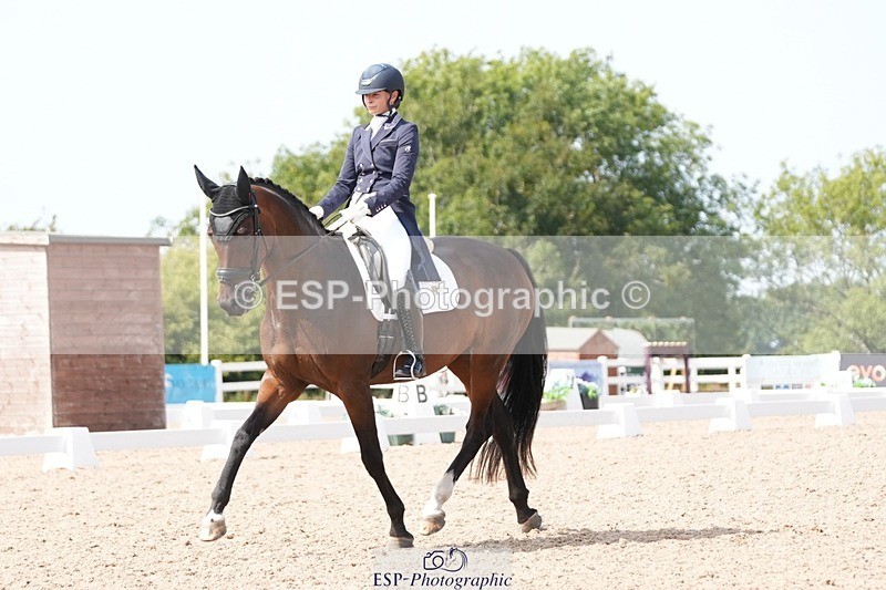 250815-145400-01877 - 023-Chloe.DawesDanibelle.Delicious