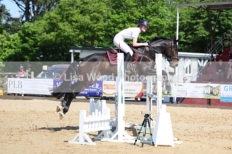 3E7A5498 - Class 4: Senior BN/90cm open