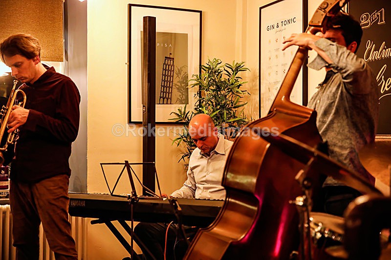  - BEN THOMAS & DAVIDE LOGIRI TRIO