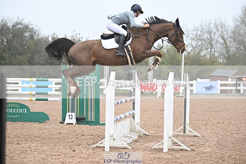 241102A-144249-05658 - SAT Cls 16 Winter 1.25 Jump Off