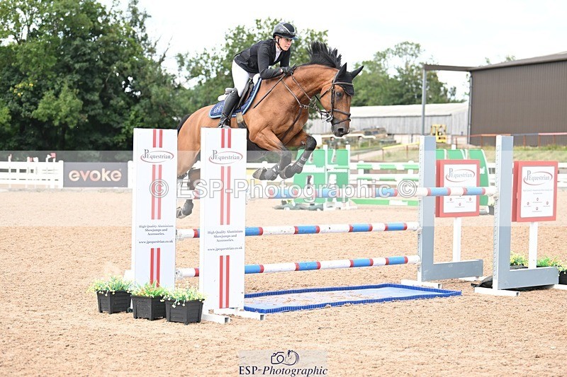 250723-160130-01300 - Cls 6 Foxhunter and 1.20m