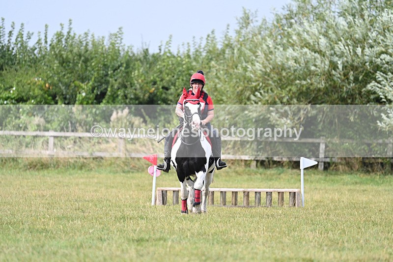WJ7_6063 - 40cm XC Time 10:57 to 11:30