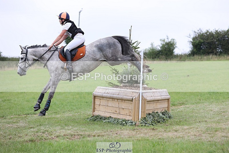 240831A-142414-03774 - 259-Lucy.Coker-QUEEN.RUBIE