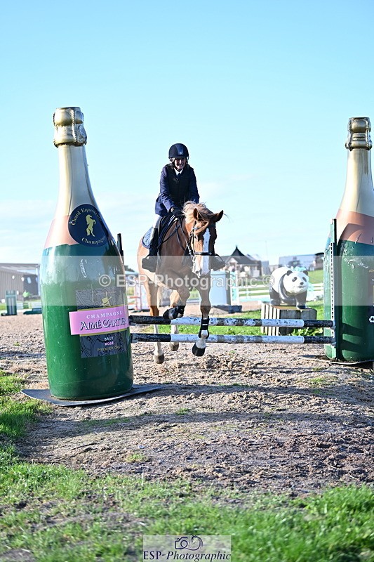 240912A-173128-02729 - Cls 7 Snr 90cm Open Speed Derby