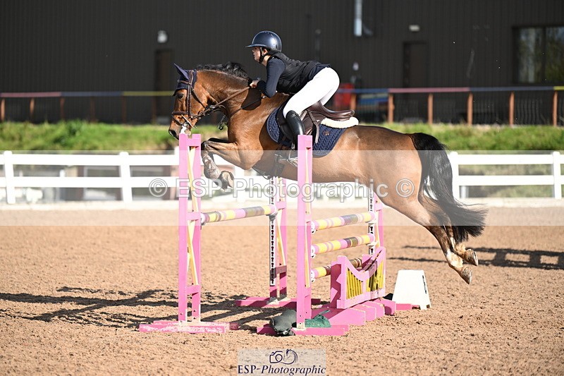 241026A-122733-00902 - SAT Cls 9 Pony Newcomers and 1m Open