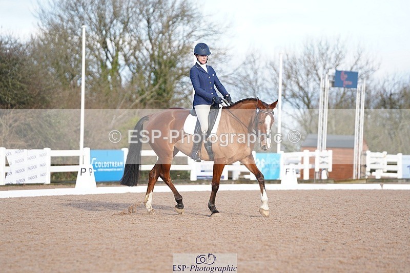 241214-105750-00279 - 110-Wendy.Walrond-Legend.L