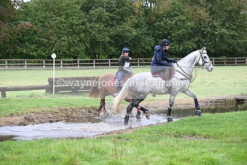 WJ6_2823 - Time at Photographer 11:01 to 11:20