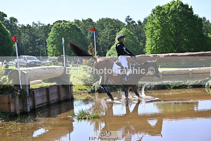 240525-093206-11684 - 301-CAMOUFLAGE-Alexander_Bragg