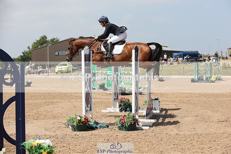 250725-143136-03333 - Cls 3 Snr Foxhunter
